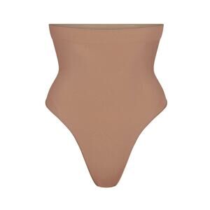 NWT SKIMS Seamless Sculpt High Waist Thong Shapewear Nude Sienna M